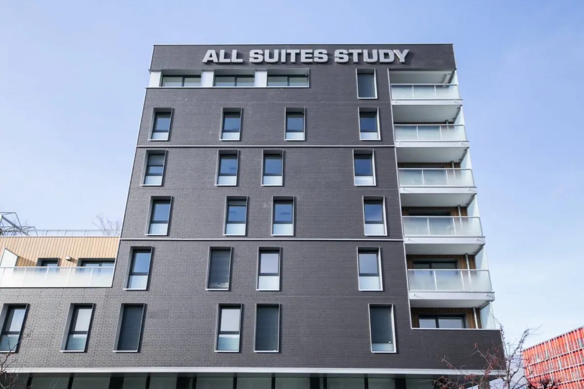 Investissement immobilier ancien rénové : Programme ALL SUITES STUDY LE NEON GRENOBLE situé à Grenoble (38000), éligible au dispositif LMNP résidence services.