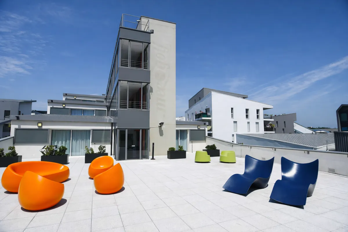 Programme Immobilier BORDEAUX CITY BORDEAUX BASSINS A FLOT LMNP résidence services photo 2 