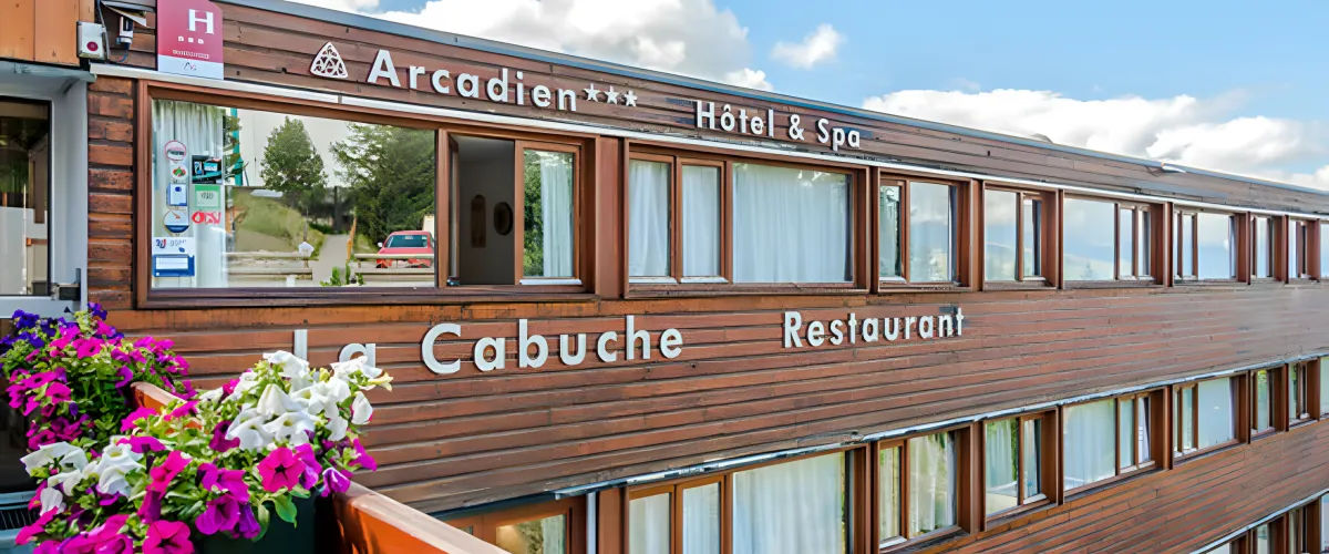 Investissement immobilier ancien rénové : Programme L'Arcadien situé à LES ARCS (73700), éligible au dispositif LMNP résidence services.
