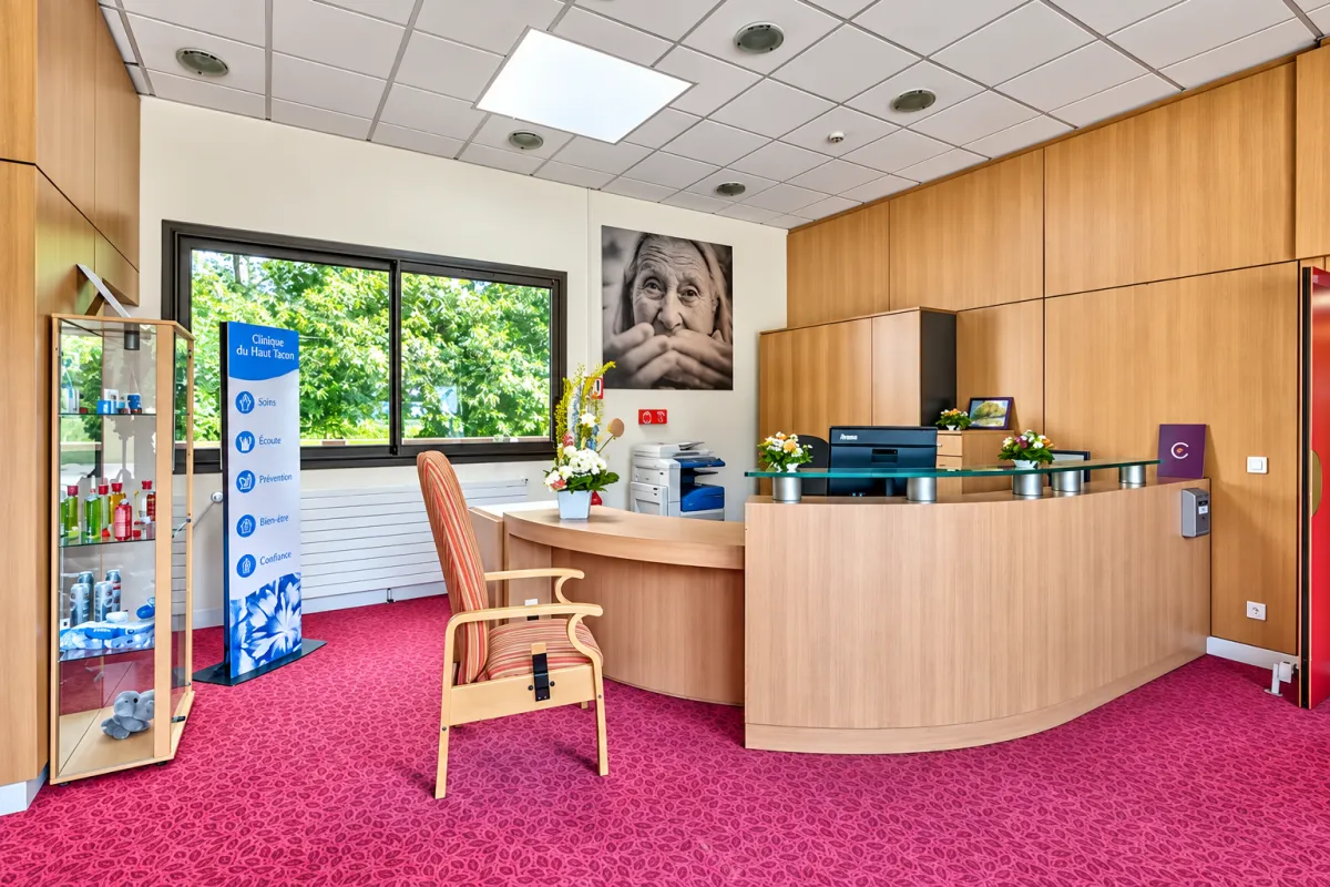 Programme Immobilier SAINT-LUBIN-DES-JONCHERETS Le Château Du Haut Venay LMNP résidence services photo 2 