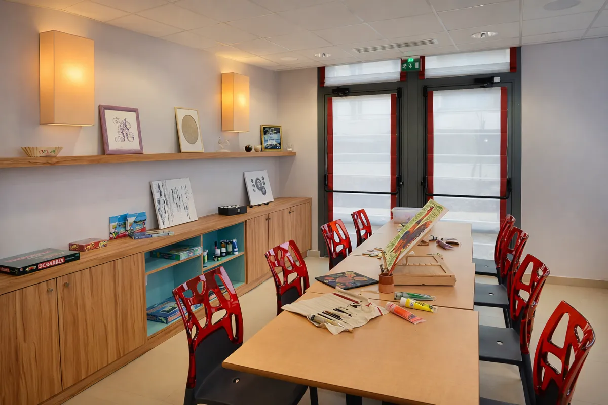 Programme Immobilier SAINT DOULCHARD Le Côteau d'Argent LMNP résidence services photo 4 