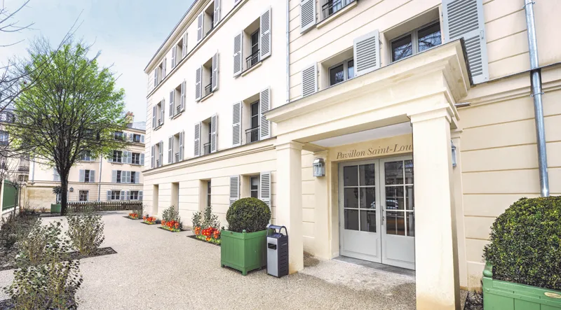 Investissement immobilier ancien rénové : Programme Les Jardins d'Arcadie Versailles situé à VERSAILLES (78000), éligible au dispositif LMNP résidence services.