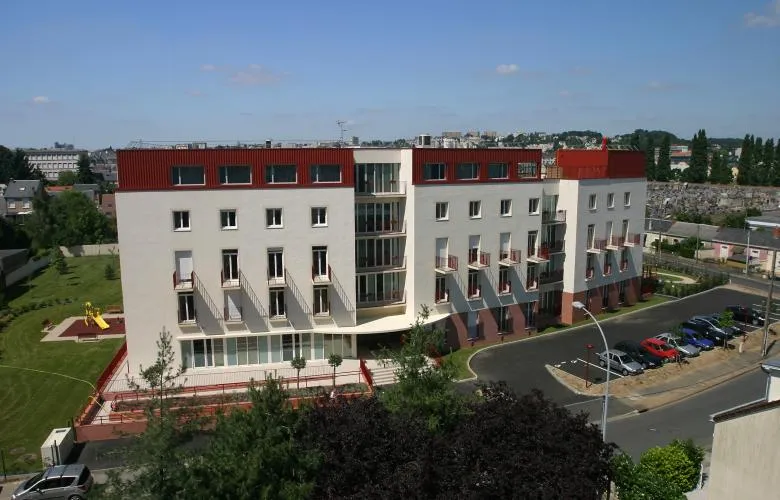 Investissement immobilier ancien rénové : Programme Les Sablons situé à LE MANS (72100), éligible au dispositif LMNP résidence services.