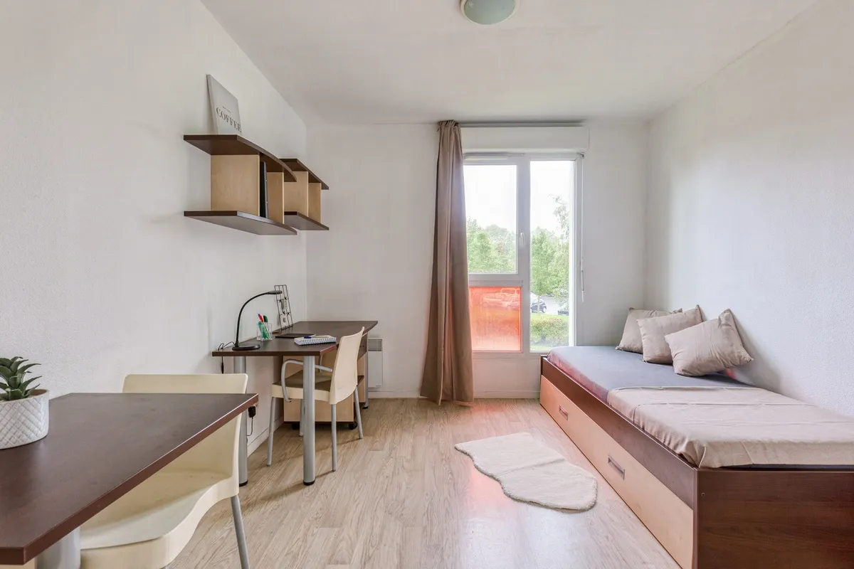 Studéa Cergy Université 2